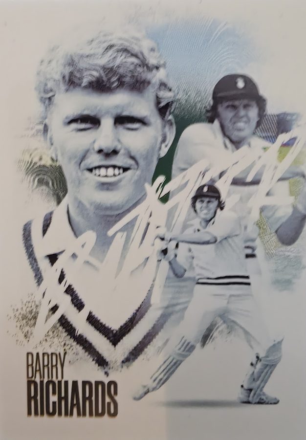 Barry Richards, Portrait base, front
