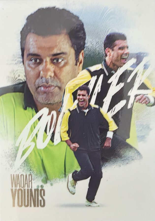 Waqar Younis, Portrait base, front
