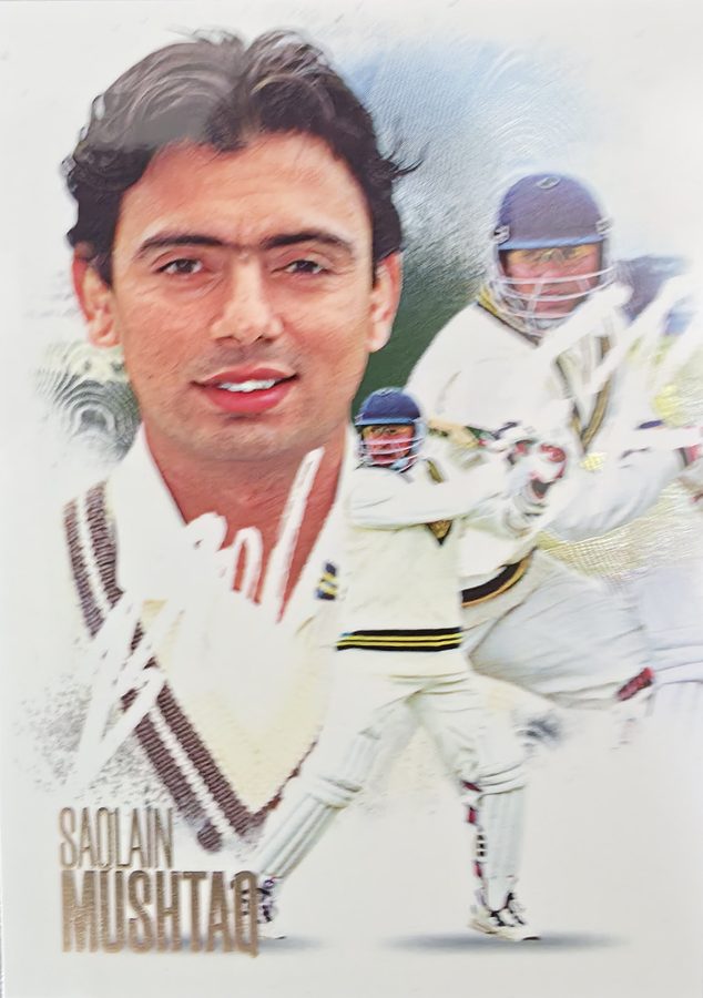 Saqlain Mushtaq, Portrait base, front