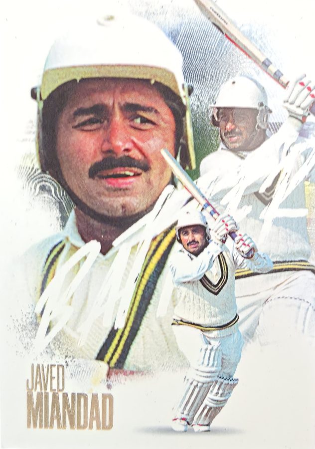 Javed Miandad, Portrait base, front